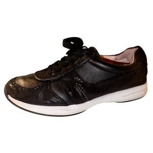 TARYN ROSE Shoes Women's Size 7M Black ARVIE Leather Lace-up Comfort Sneakers